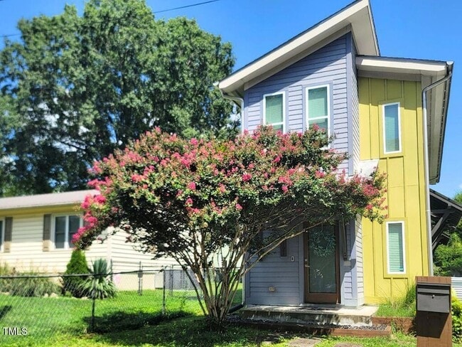 121 Camden St in Raleigh, NC - Building Photo - Building Photo