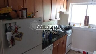 63 Selkirk Rd, Unit 4 in Boston, MA - Building Photo