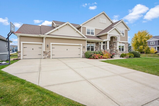 630 Big Stone Trl in Middleton, WI - Building Photo - Building Photo