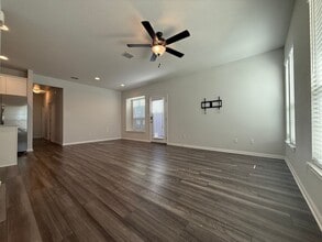 148 Tortoise Trl in San Marcos, TX - Building Photo - Building Photo