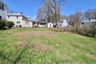 43 Willow Rd in Rocky Hill, CT - Building Photo - Building Photo