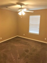 4285 Castlegate Dr, Unit 4285 in Paris, TX - Building Photo - Building Photo