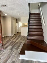 10500 Lake June Rd in Dallas, TX - Building Photo - Building Photo