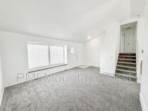 36 Orchard Ln in Grantsville, UT - Building Photo - Building Photo