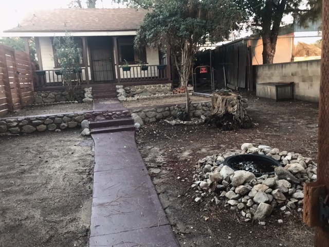 10512 Jardine Ave in Sunland, CA - Building Photo - Building Photo
