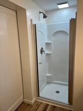 900 Elm St, Unit A in Benton, KY - Building Photo - Building Photo