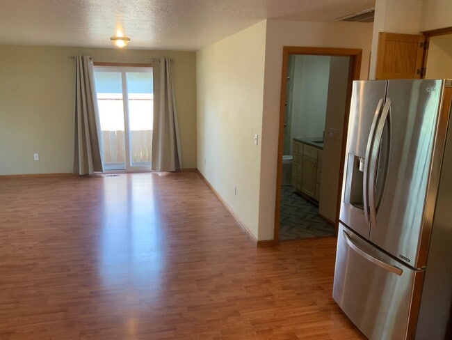 property at 515 Oakdale Ave