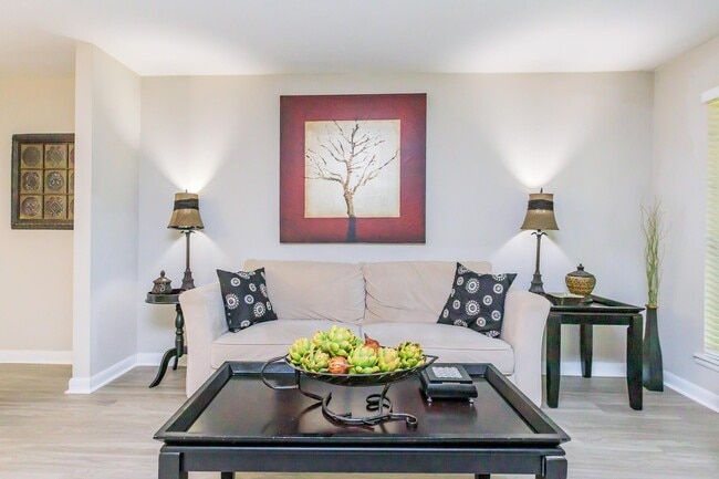 Ashley Oaks Apartments in Carrollton, GA - Foto de edificio - Building Photo