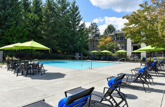 Stonemeadow Farms in Bothell, WA - Foto de edificio - Building Photo
