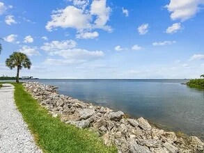 5000 Culbreath Key Way, Unit Culbreath in Tampa, FL - Building Photo - Building Photo