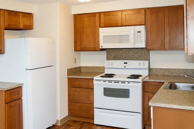 Fountain Court Apartments