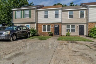 2788 Peach St in Portsmouth, VA - Building Photo