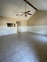 9131 Ridge Pecan Dr in Baton Rouge, LA - Building Photo