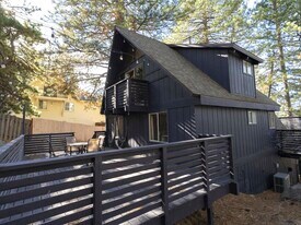 32355 Nordic Dr in Running Springs, CA - Building Photo