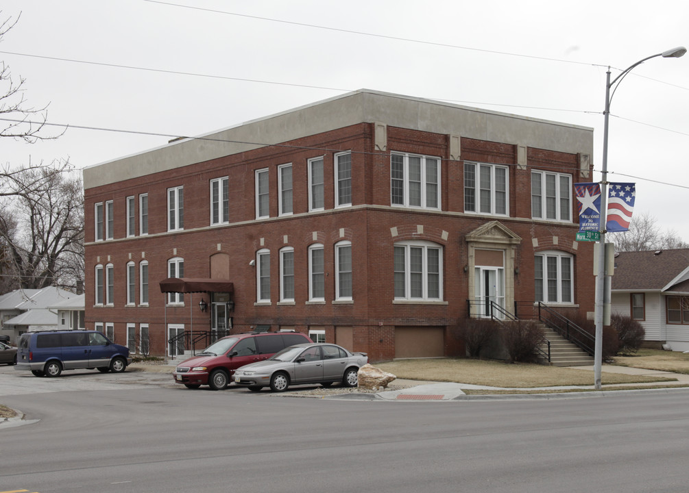 Kay Cole Apartments in Omaha, NE - Building Photo