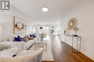 85 Madsen Crescent in Markham, ON - Building Photo - Building Photo