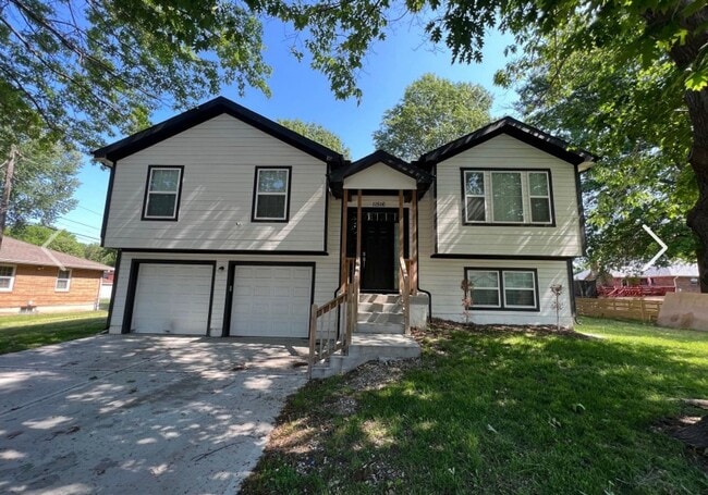 property at 11516 E 67th St