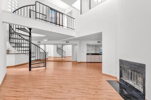 12000 Goshen Ave in Los Angeles, CA - Building Photo