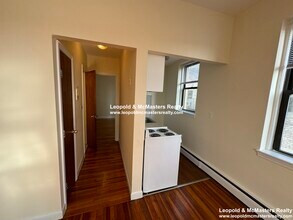 71 Brighton Ave, Unit 207 in Boston, MA - Foto de edificio - Building Photo