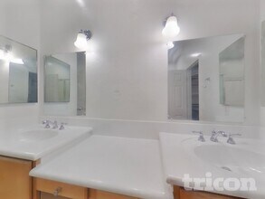 6524 W Range Mule Dr in Phoenix, AZ - Building Photo - Building Photo