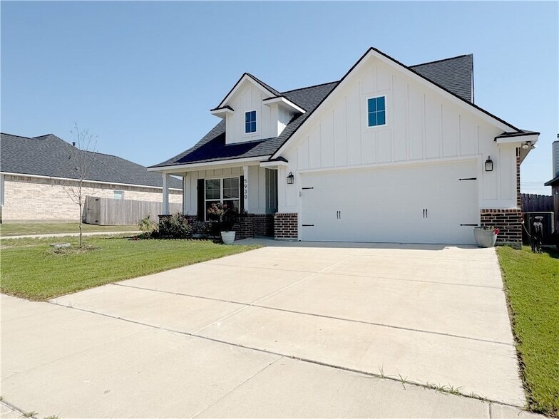 5930 Eldora Dr in College Station, TX - Foto de edificio