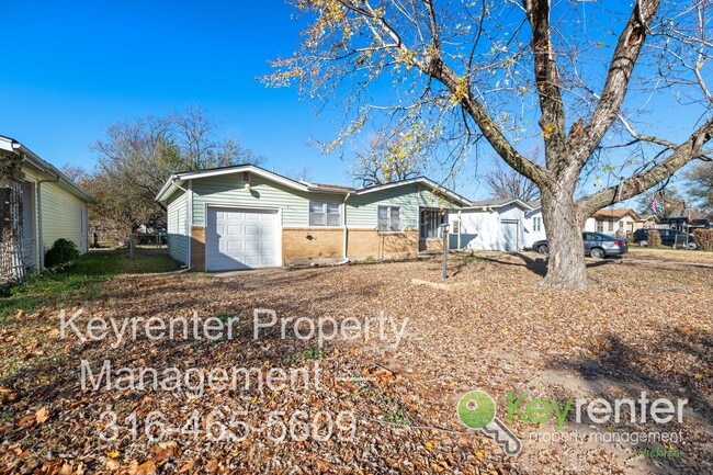 property at 3537 S Bennett St