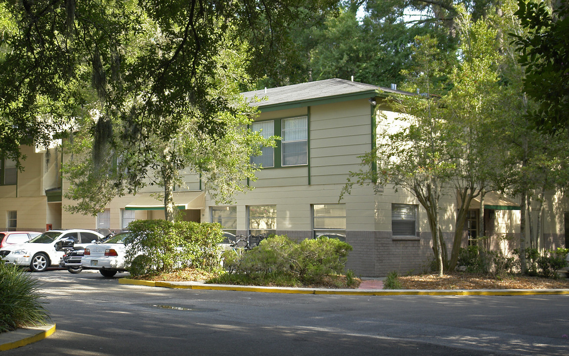 Centerpoint Apartments in Gainesville, FL - Building Photo