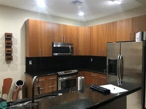 2851 Prospect Rd in Fort Lauderdale, FL - Building Photo - Building Photo