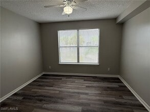 13521 Eagle Ridge Dr in Ft. Myers, FL - Building Photo - Building Photo