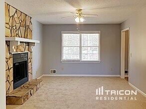 1418 Millstream Trail NW in Lawrenceville, GA - Foto de edificio - Building Photo