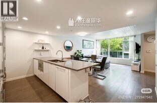 3333 Brown Rd in Richmond, BC - Building Photo