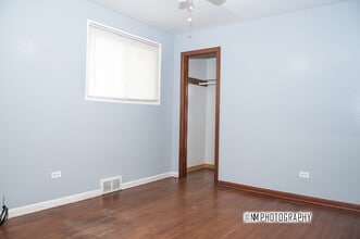 7926 S Kostner Ave in Chicago, IL - Building Photo - Building Photo
