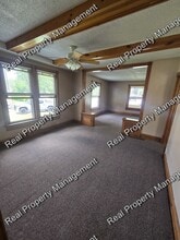 213 Pettibone Ave in Crown Point, IN - Building Photo - Building Photo