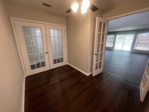 5106 Spruce Forest Dr in Houston, TX - Building Photo - Building Photo