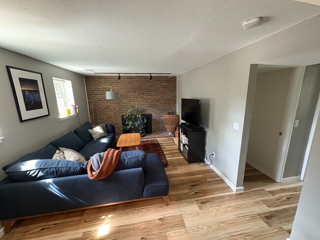 221 Summit Cir in Lafayette, CO - Building Photo - Building Photo