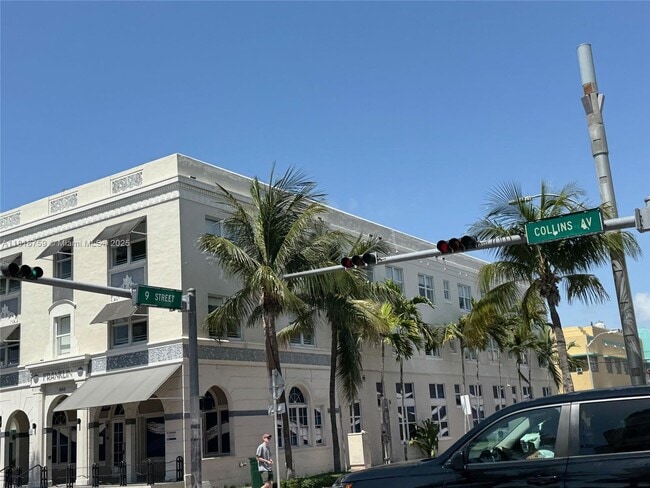 property at 865 Collins Ave
