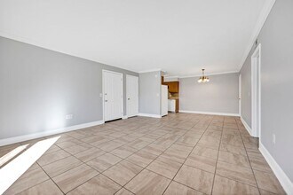 6530 Davidson Rd in Columbia, SC - Foto de edificio - Building Photo