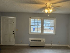 85 Bambi Ct in Corbin, KY - Foto de edificio - Building Photo