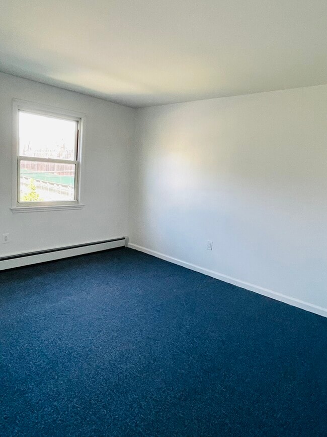 50 Monsey Pl in Staten Island, NY - Building Photo - Building Photo
