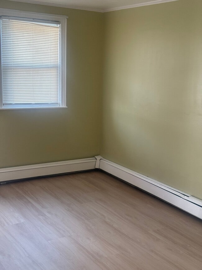 4076 Grace Ave in Bronx, NY - Building Photo - Building Photo