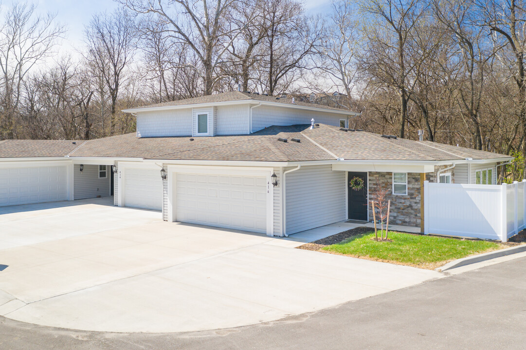 Clayview Apartments in Liberty, MO - Foto de edificio