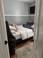 53 1st St, Unit 1 in Cohoes, NY - Foto de edificio - Building Photo