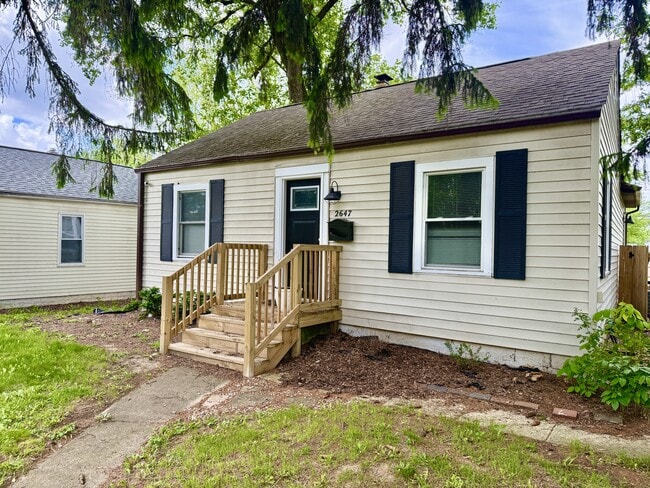 2647 McGuffey Rd in Columbus, OH - Building Photo - Building Photo