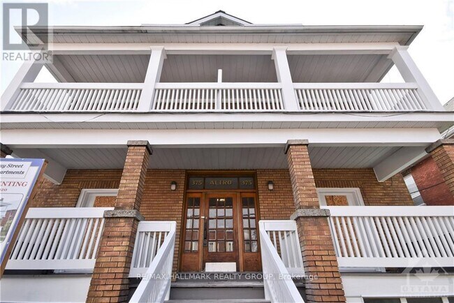375-375 MacKay St in Ottawa, ON - Building Photo - Building Photo