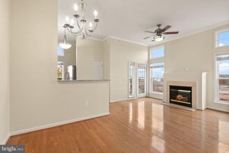 3840 Lightfoot St in Chantilly, VA - Building Photo - Building Photo