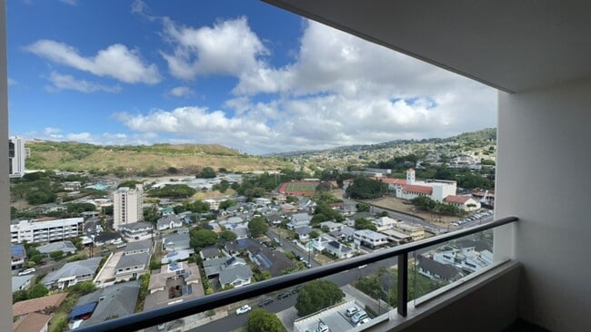 property at 1717 Mott Smith Dr