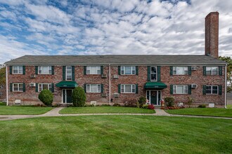 Valley Park Estates in Valley Stream, NY - Building Photo - Building Photo