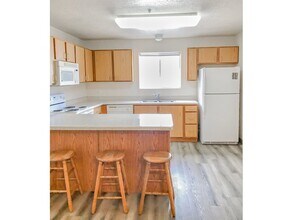 Village on the Parkway in Orem, UT - Building Photo - Building Photo