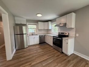 5568 Haughey Ave SW in Wyoming, MI - Building Photo - Building Photo