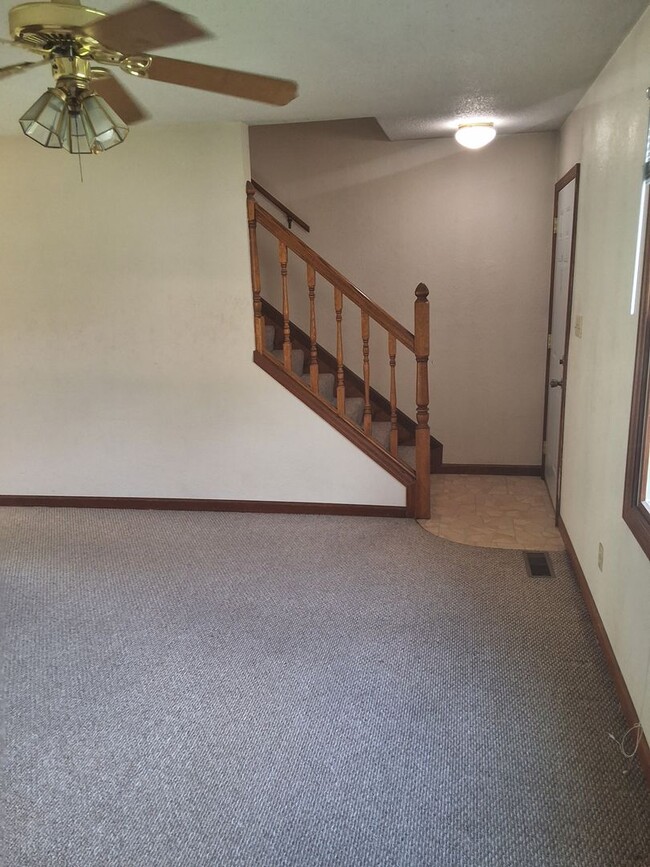 4816 Pershing Ave in Bartonville, IL - Building Photo - Building Photo